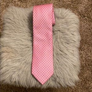 this classic Core Neat Tie from Tommy Hilfiger